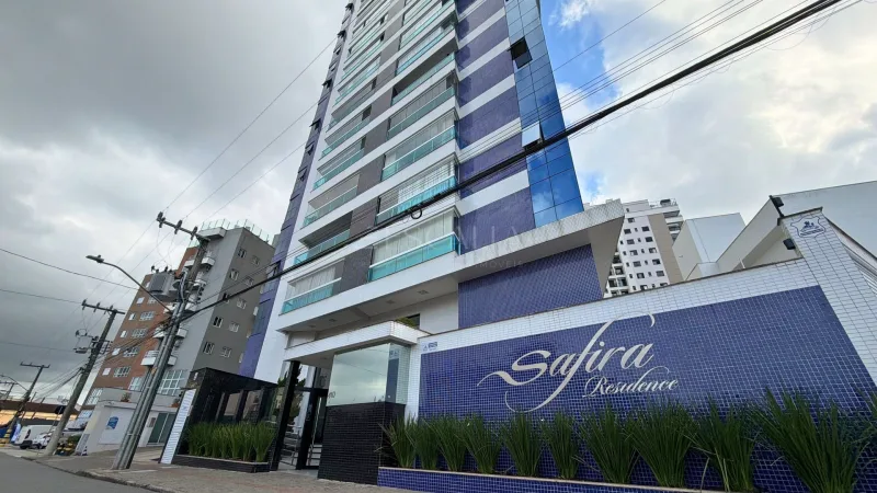 Apartamento á venda no Anita Garibaldi | Residencial Safira