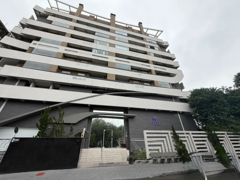 Apartamento Semimobiliado à venda no bairro Santo Antônio | Edifício Saint Peter 