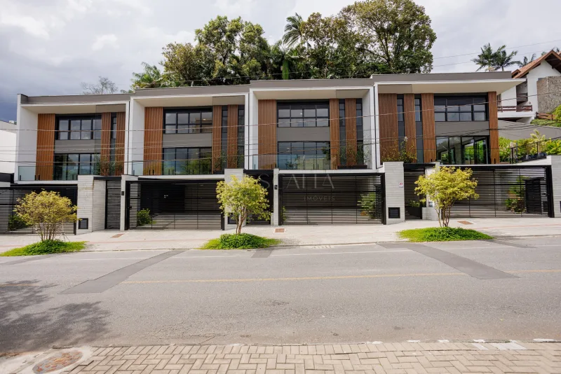 Casa à venda no bairro América | Residencial Ivy
