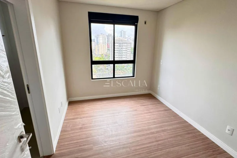 Apartamento à venda no Centro | Edifício Treveri