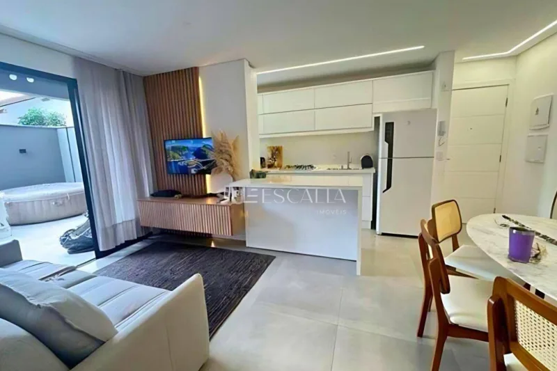 Apartamento giardino mobiliado à venda no bairro Costa e Silva | Edifício Upper
