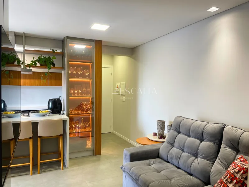 Apartamento semimobiliado à venda no Anita Garibaldi | Edifício Morse 282