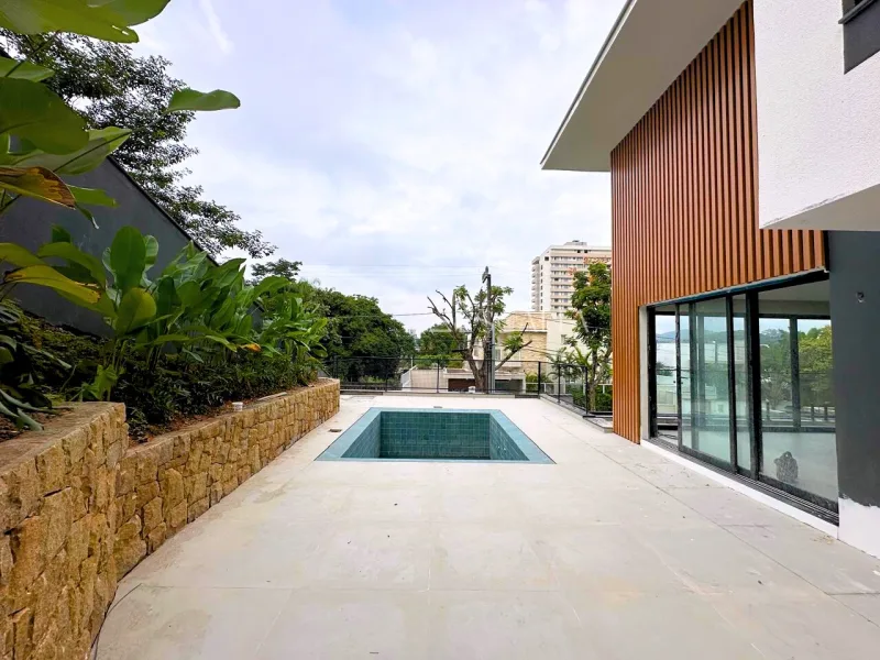 Casa à venda no bairro América | Residencial Ivy