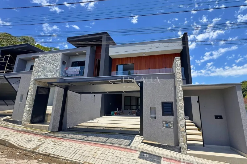 Casa em condomínio à venda no bairro Glória | Residencial Gloriar