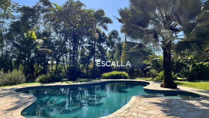 Chácara com piscina à venda em Pirabeiraba