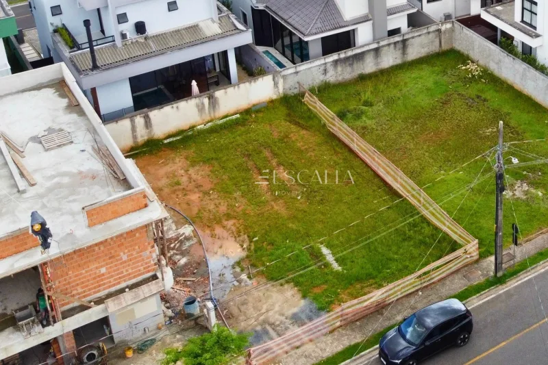 Terreno em condomínio fechado à venda no bairro Vila Nova | Quinte Essence